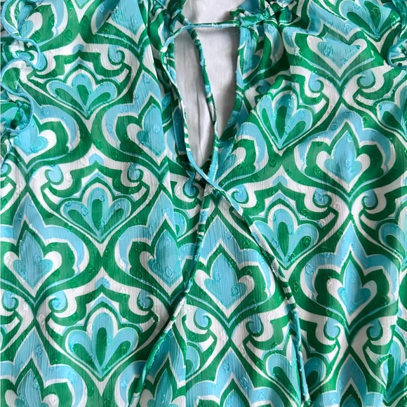 Womens colorful top Green & Blue Geometric Print Ruffle Blouse – Size Medium - Picture 3 of 6